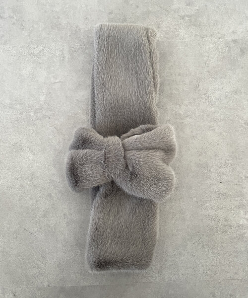 Thevon（ゼボン）の「リボンファーティペット（マフラー・レディース・ベージュ/グレー/アイボリー・FREE）」の14枚目の写真