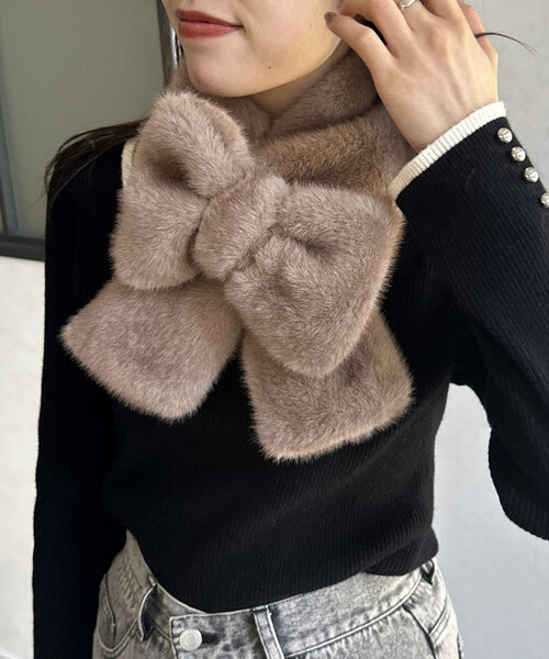 Thevon（ゼボン）の「リボンファーティペット（マフラー・レディース・ベージュ/グレー/アイボリー・FREE）」の17枚目の写真