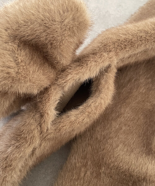 Thevon（ゼボン）の「リボンファーティペット（マフラー・レディース・ベージュ/グレー/アイボリー・FREE）」の22枚目の写真