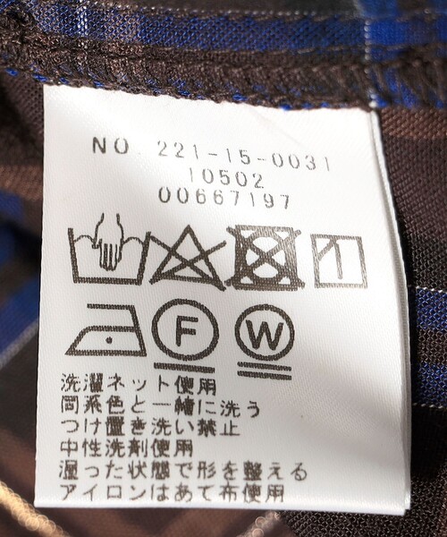 SHIPS Colors(シップス カラーズ)の「SHIPS Colors: 〈手洗い可能〉起毛 ラメ チェック チュニック(シャツ/ブラウス・レディース・ネイビー/ブラウン・ONE SIZE)」の19枚目の写真