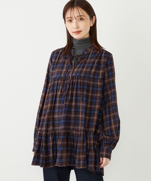 SHIPS Colors(シップス カラーズ)の「SHIPS Colors: 〈手洗い可能〉起毛 ラメ チェック チュニック(シャツ/ブラウス・レディース・ネイビー/ブラウン・ONE SIZE)」の6枚目の写真