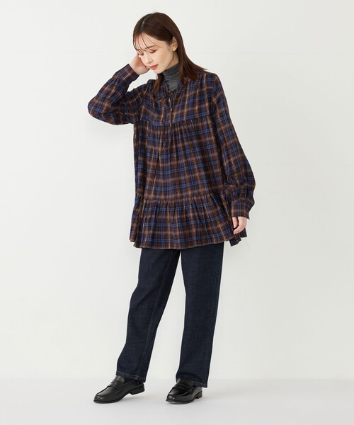 SHIPS Colors(シップス カラーズ)の「SHIPS Colors: 〈手洗い可能〉起毛 ラメ チェック チュニック(シャツ/ブラウス・レディース・ネイビー/ブラウン・ONE SIZE)」の9枚目の写真
