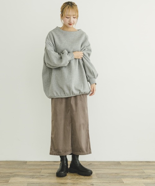 ITEMS URBANRESEARCH(アイテムズ アーバンリサーチ)の「裏起毛ボートネックスウェット(スウェット・レディース・ブラウン/グレー系その他/オフホワイト・FREE)」の10枚目の写真