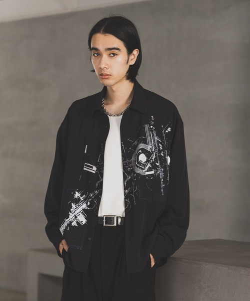 HARE（ハレ）の「ドローイングモチーフフロントプリントシャツ(HARE)（シャツ/ブラウス・メンズ・ブラック/グリーン/ホワイト・FREE）」の3枚目の写真