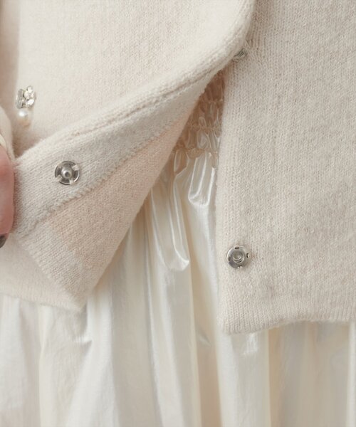 natural couture(ナチュラルクチュール)の「【大人ナチュ】ノーカラービジューニットコート(その他アウター・レディース・モカ/グレー/アイボリー・FREE)」の12枚目の写真
