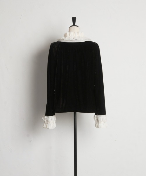 tocco closet(トッコ クローゼット)の「【ZOZO限定】衿×カフスチュールパールカーディガン(カーディガン/ボレロ・レディース・ホワイト/ブラック・M)」の8枚目の写真