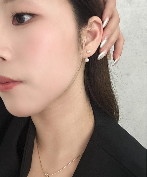 Burner(バーナー)の「【OKUOKU 0909】ダブル パールモチーフ ピアス 両耳用 oku-pierce-703274999965-6 Nn【RBTS】(ピアス(両耳用)・レディース・ゴールド・FREE)」の9枚目の写真