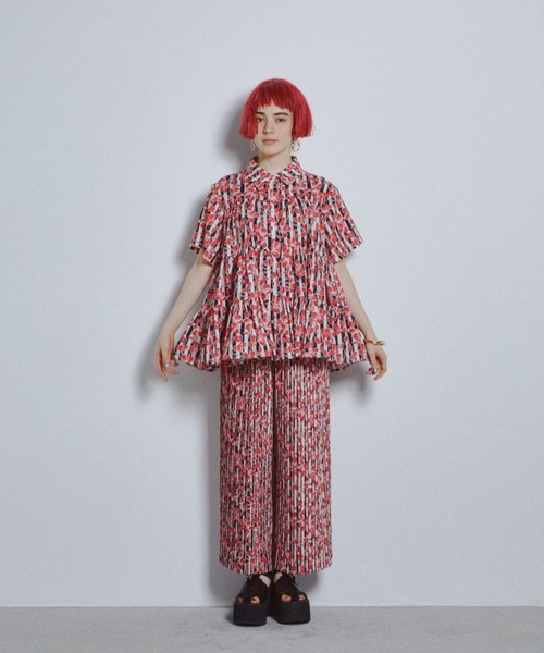 manana suerte(マニャーナスエルテ)の「オリジナルプリントプリーツワイドパンツ(その他パンツ・レディース・ブルー/レッド・FREE)」の17枚目の写真