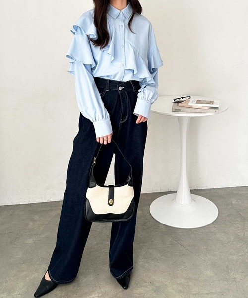GeeRA(ジーラ)の「アシメデザインフリルシャツ(シャツ/ブラウス・レディース・オフホワイト/ブルー・LARGE/MEDIUM)」の7枚目の写真