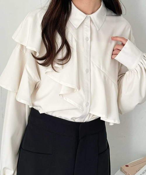 GeeRA(ジーラ)の「アシメデザインフリルシャツ(シャツ/ブラウス・レディース・オフホワイト/ブルー・LARGE/MEDIUM)」の13枚目の写真
