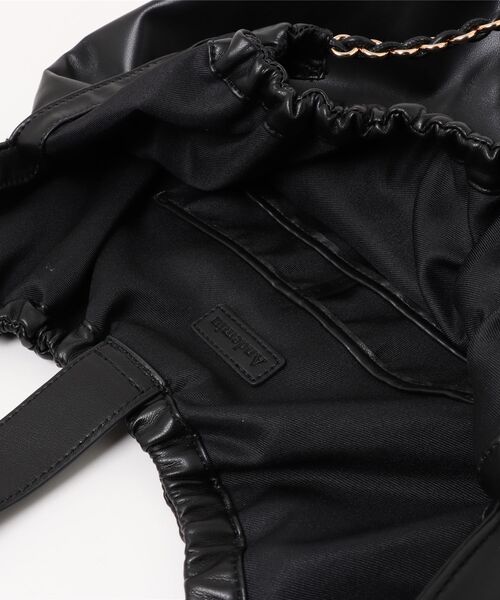 Andemiu（アンデミュウ）の「チェーンラウンドショルダー304064（トートバッグ・レディース・ベージュ/ブラック・FREE）」の12枚目の写真