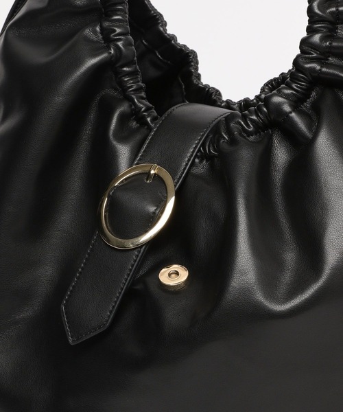 Andemiu（アンデミュウ）の「チェーンラウンドショルダー304064（トートバッグ・レディース・ベージュ/ブラック・FREE）」の6枚目の写真