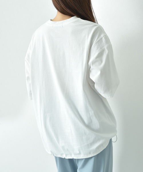 INTERPLANET(インタープラネット)の「ミニロゴプリントデザインドロストTシャツ(Tシャツ/カットソー・レディース・オフホワイト/チャコールグレー・FREE)」の15枚目の写真