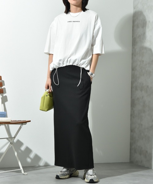 INTERPLANET(インタープラネット)の「ミニロゴプリントデザインドロストTシャツ(Tシャツ/カットソー・レディース・オフホワイト/チャコールグレー・FREE)」の5枚目の写真