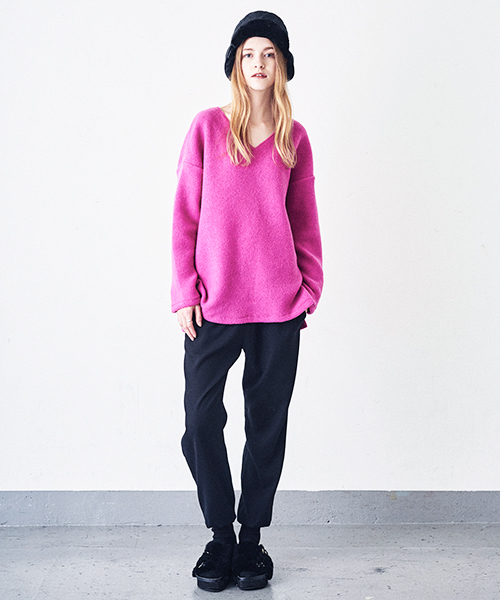 mystic（ミスティック）の「【Omekashi】シャギーVプルオーバー（Tシャツ/カットソー・レディース・ネイビー/ピンク/オフホワイト・ﾌﾘ-）」の11枚目の写真