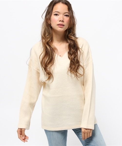 mystic（ミスティック）の「【Omekashi】シャギーVプルオーバー（Tシャツ/カットソー・レディース・ネイビー/ピンク/オフホワイト・ﾌﾘ-）」の2枚目の写真