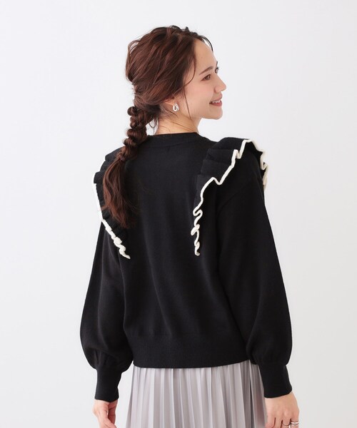 Cutie Blonde（キューティーブロンド）の「【S-LL】配色フリルにきゅんとする ハイゲージニット（ニット/セーター・レディース・ブラック/ベビーピンク・01/02/03/04）」の12枚目の写真