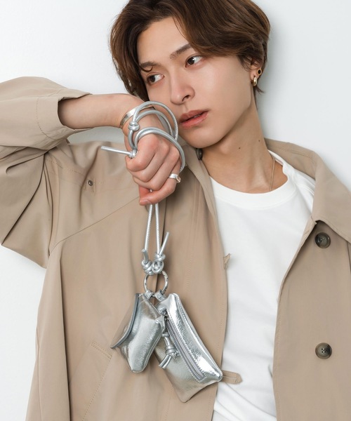 EVOL（イーボル）の「【ユニセックス・軽量】マルチミニショルダーバッグ LY40236（ショルダーバッグ・レディース・シルバー/ブラック/アイボリー・FREE）」の3枚目の写真