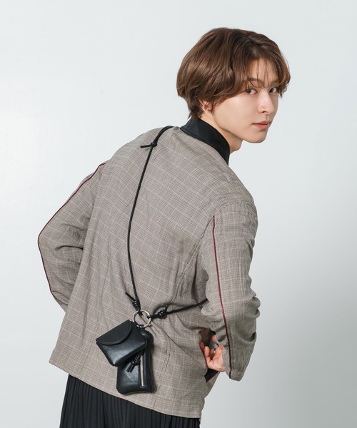 EVOL（イーボル）の「【ユニセックス・軽量】マルチミニショルダーバッグ LY40236（ショルダーバッグ・レディース・シルバー/ブラック/アイボリー・FREE）」の20枚目の写真