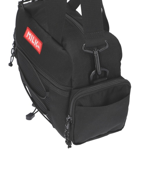 MILKFED.（ミルクフェド）の「DAILY SHOULDER BAG（ショルダーバッグ・レディース・レッド/ブラック・ONE SIZE）」の12枚目の写真