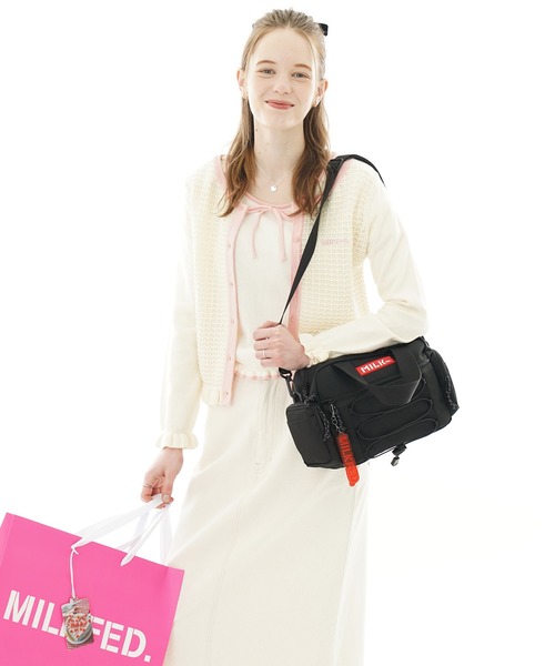 MILKFED.（ミルクフェド）の「DAILY SHOULDER BAG（ショルダーバッグ・レディース・レッド/ブラック・ONE SIZE）」の22枚目の写真