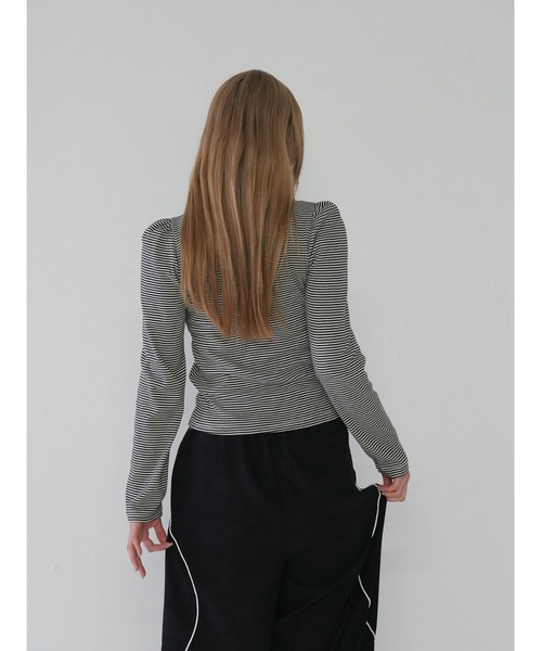 Uenui（ウニュイ）の「【 cunii 】リボンストラップ ボーダー パフスリーブ トップス ロンT 長袖カットソー（Tシャツ/カットソー・レディース・ブラック/グレー・FREE）」の20枚目の写真