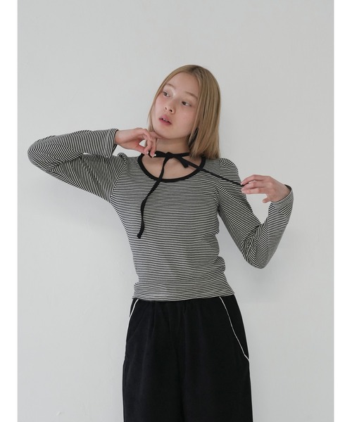 Uenui（ウニュイ）の「【 cunii 】リボンストラップ ボーダー パフスリーブ トップス ロンT 長袖カットソー（Tシャツ/カットソー・レディース・ブラック/グレー・FREE）」の17枚目の写真