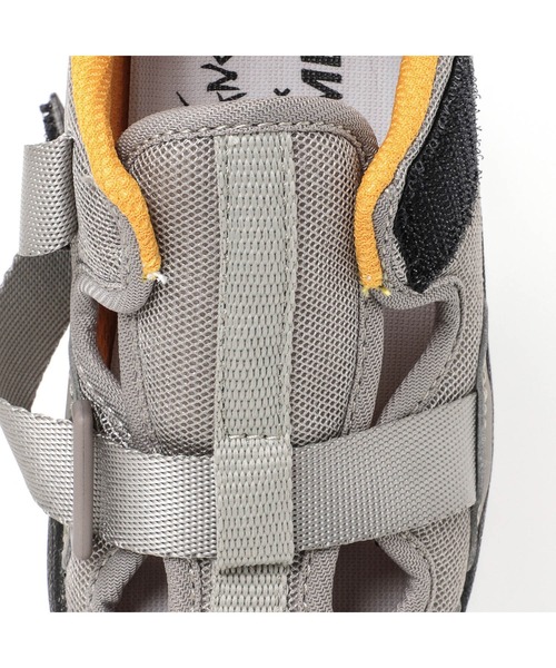 IFME（イフミー）の「KIDS｜NANGA×IFME+ キネティックウォーターサンダル（サンダル・キッズ・ブラウン/ブラック/グレー・15.0cm/15.5cm/16.0cm/16.5cm/17.0cm/17.5cm/18.0cm/18.5cm/19.0cm）」の5枚目の写真