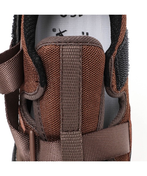 IFME（イフミー）の「KIDS｜NANGA×IFME+ キネティックウォーターサンダル（サンダル・キッズ・ブラウン/ブラック/グレー・15.0cm/15.5cm/16.0cm/16.5cm/17.0cm/17.5cm/18.0cm/18.5cm/19.0cm）」の13枚目の写真