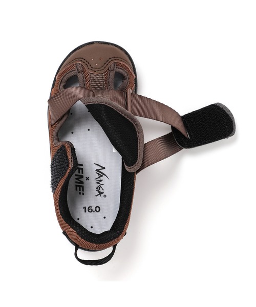 IFME（イフミー）の「KIDS｜NANGA×IFME+ キネティックウォーターサンダル（サンダル・キッズ・ブラウン/ブラック/グレー・15.0cm/15.5cm/16.0cm/16.5cm/17.0cm/17.5cm/18.0cm/18.5cm/19.0cm）」の14枚目の写真