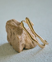 Audie a Muses（オーディアミューズ）の「ダブルメタルバングル（バングル/リストバンド）」