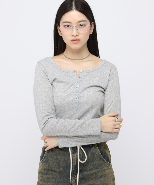 3.3 Field Trip (3.3フィールドトリップ)の「3.3 Field Trip/ボタンUネック長袖T(Tシャツ/カットソー・レディース・グレー/アイボリー・FREE)」の2枚目の写真