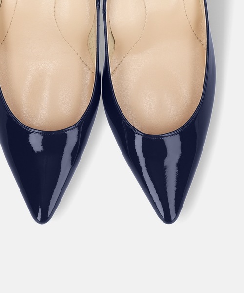 MAMIAN(マミアン)の「iCoN COLORS / ポインテッドトゥ パンプス (7.0cmヒール)(パンプス・レディース・グレイッシュベージュ/ダークベージュ/ダークネイビー/ブラック・25.0cm/24.5cm/24.0cm/23.5cm/23.0cm/22.5cm/21.5cm/22.0cm)」の10枚目の写真