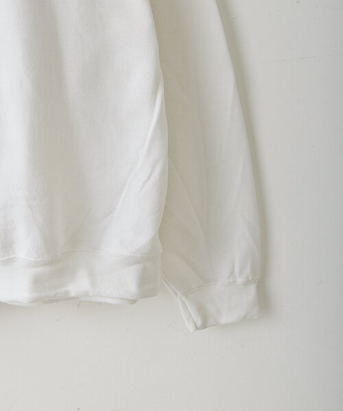 WHIMSIC（ウィムジック）の「【UNISEX】プリントロゴスウェット”TWISTED TWISTED”（スウェット・メンズ・ホワイト/ブラック・FREE）」の8枚目の写真