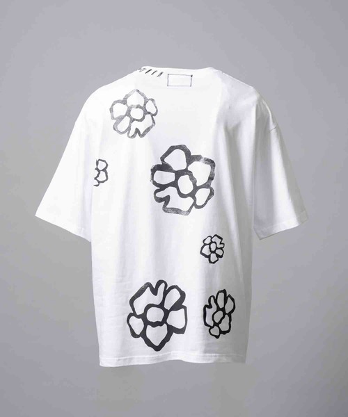 Flower サイン入りTシャツ セール】《フラワー刺しゅう×ロゴ映え》ルーズTシャツ（Tシャツ
