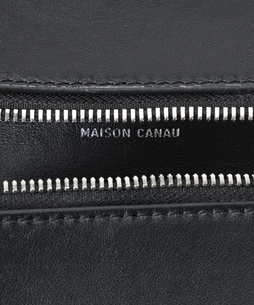 MAISON CANAU(メゾンカナウ)の「MAISON CANAU(メゾン カナウ) ボックスボストン Mハンドル 別注(ボストンバッグ・レディース・ブラック・FREE)」の11枚目の写真