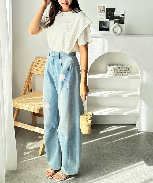 GeeRA(ジーラ)の「夏にぴったり!ラッフルフリルショルダー表面感Tシャツ(Tシャツ/カットソー・レディース・ライトグレー/オフホワイト/ブラック・LARGE/X-LARGE/MEDIUM)」の12枚目の写真