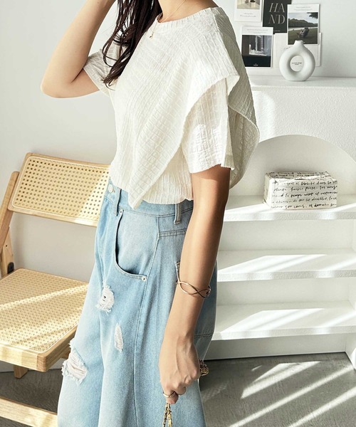 GeeRA(ジーラ)の「夏にぴったり!ラッフルフリルショルダー表面感Tシャツ(Tシャツ/カットソー・レディース・ライトグレー/オフホワイト/ブラック・LARGE/X-LARGE/MEDIUM)」の9枚目の写真