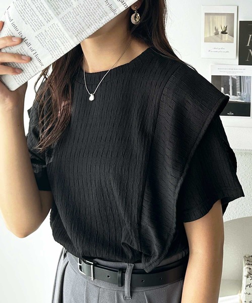 GeeRA(ジーラ)の「夏にぴったり!ラッフルフリルショルダー表面感Tシャツ(Tシャツ/カットソー・レディース・ライトグレー/オフホワイト/ブラック・LARGE/X-LARGE/MEDIUM)」の13枚目の写真