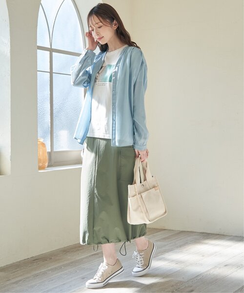 ikka（イッカ）の「【雑誌InRed5月号掲載】ロゴフォトプリントTシャツ【親子コーデ】（Tシャツ/カットソー・レディース・オフホワイト/ブラック/ホワイト/ライトグレー/ベージュ/クリアグリーン・S/M/L）」の21枚目の写真