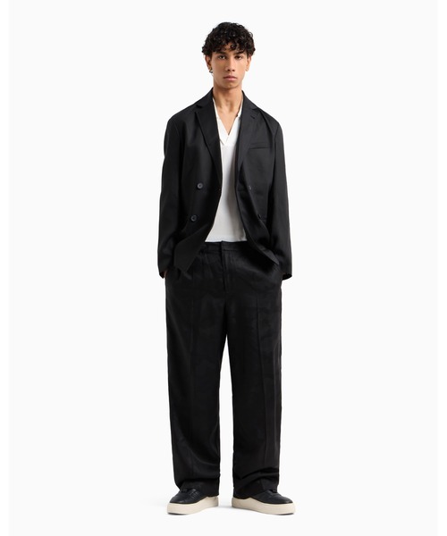 ARMANI EXCHANGE（アルマーニエクスチェンジ）の「【A|X アルマーニ エクスチェンジ】Vネック半袖ポロシャツ/REGULAR（ポロシャツ・メンズ・ホワイト/ブラック・LARGE/MEDIUM/SMALL/X-LARGE/XX-LARGE/X-SMALL）」の4枚目の写真