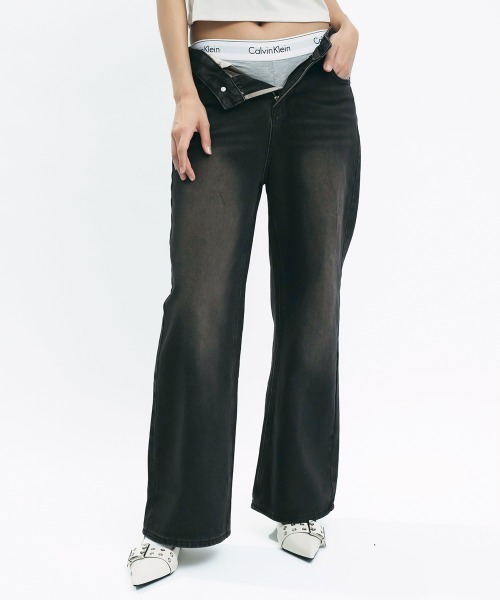 Clum(クルム)の「Vintage Wash Denim Pants / ヴィンテージウォッシュデニムパンツ(デニムパンツ・レディース・ブラック系・MEDIUM/SMALL)」の3枚目の写真