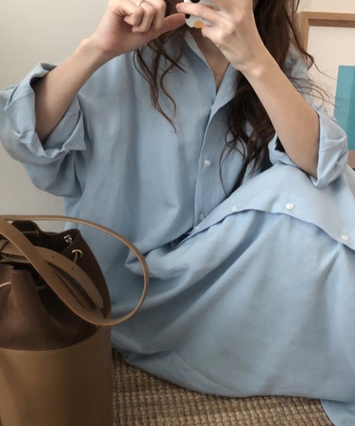 VIBGYOR（ヴィブジョー）の「ルーズロングシャツワンピース /冷房対策 日焼け対策(CZ)（シャツワンピース・レディース・ホワイト/ライトブルー/ネイビー/ブラウン・FREE）」の11枚目の写真