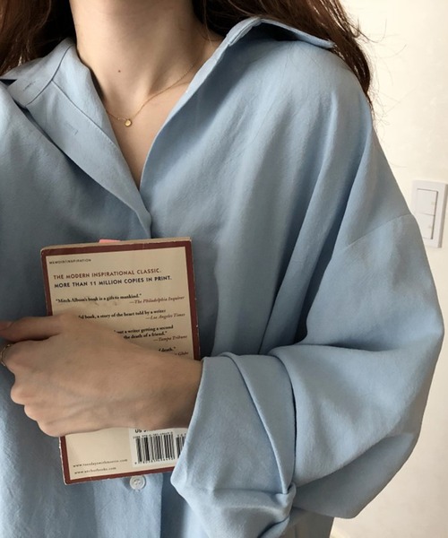 VIBGYOR（ヴィブジョー）の「ルーズロングシャツワンピース /冷房対策 日焼け対策(CZ)（シャツワンピース・レディース・ホワイト/ライトブルー/ネイビー/ブラウン・FREE）」の10枚目の写真