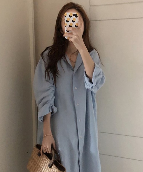 VIBGYOR（ヴィブジョー）の「ルーズロングシャツワンピース /冷房対策 日焼け対策(CZ)（シャツワンピース・レディース・ホワイト/ライトブルー/ネイビー/ブラウン・FREE）」の9枚目の写真