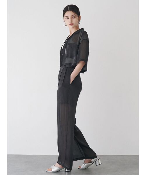 MURUA(ムルーア)の「【セットアップ対応】シャイニーシアーパンツ(その他パンツ・レディース・ライトグリーン/ブラック/アイボリー/ブラウン・1/2)」の7枚目の写真