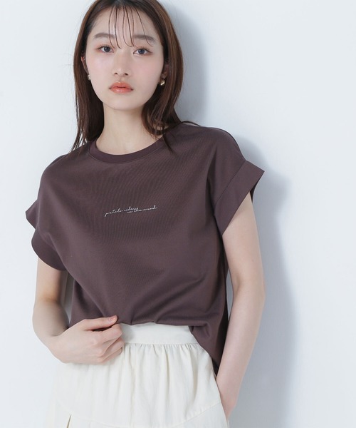 NATURAL BEAUTY BASIC（ナチュラルビューティーベーシック）の「◇切替スリーブロゴＴシャツ（Tシャツ/カットソー・レディース・オフホワイト/ブラウン/チャコールグレー・FREE）」の3枚目の写真