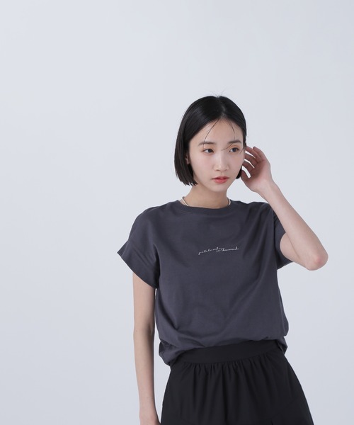 NATURAL BEAUTY BASIC（ナチュラルビューティーベーシック）の「◇切替スリーブロゴＴシャツ（Tシャツ/カットソー・レディース・オフホワイト/ブラウン/チャコールグレー・FREE）」の15枚目の写真