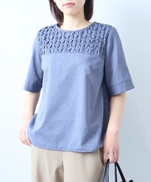 fleur by mint breeze（フルールバイミントブリーズ）の「【接触冷感】【L～5L 大きいサイズ】ピンヘッドフロントタックブラウス 半袖 春夏（シャツ/ブラウス）」