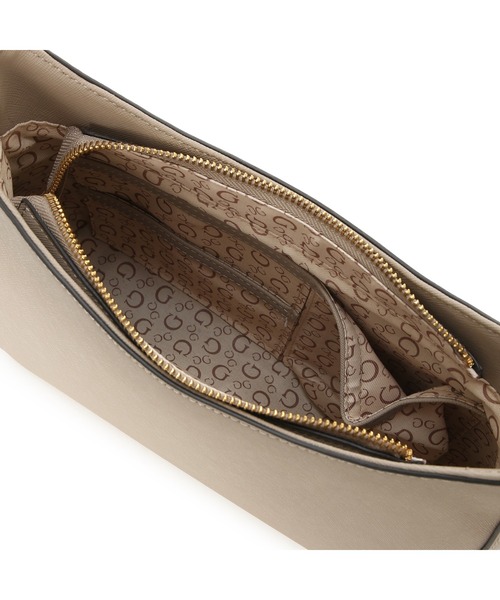 Guess(ゲス)の「TANA Top Zip Shoulder ハンドバッグ(ハンドバッグ・レディース・ベージュ/ブラック系その他・ONE SIZE)」の13枚目の写真